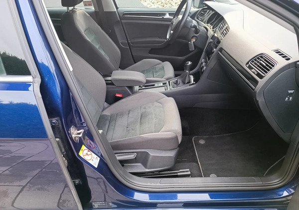 Volkswagen Golf cena 62700 przebieg: 136900, rok produkcji 2019 z Kraków małe 379